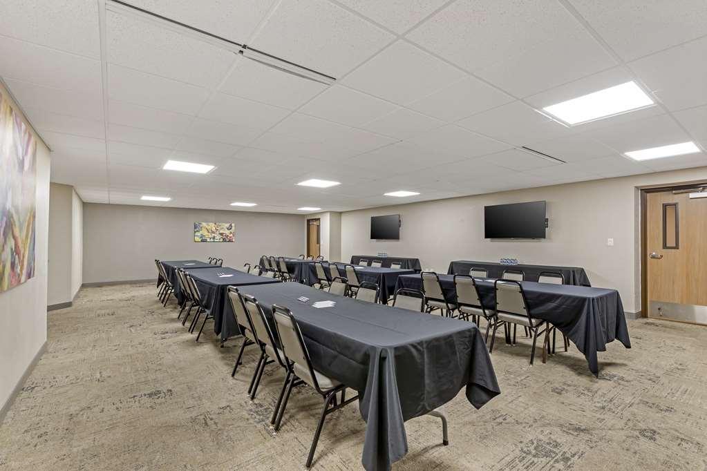 Best Western Plus Executive Residency Waterloo & Cedar Falls Facilities photo